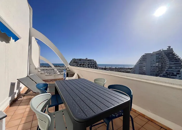 Grand Climatise Avec Parking Prive A Motte - Fr-1-716-60